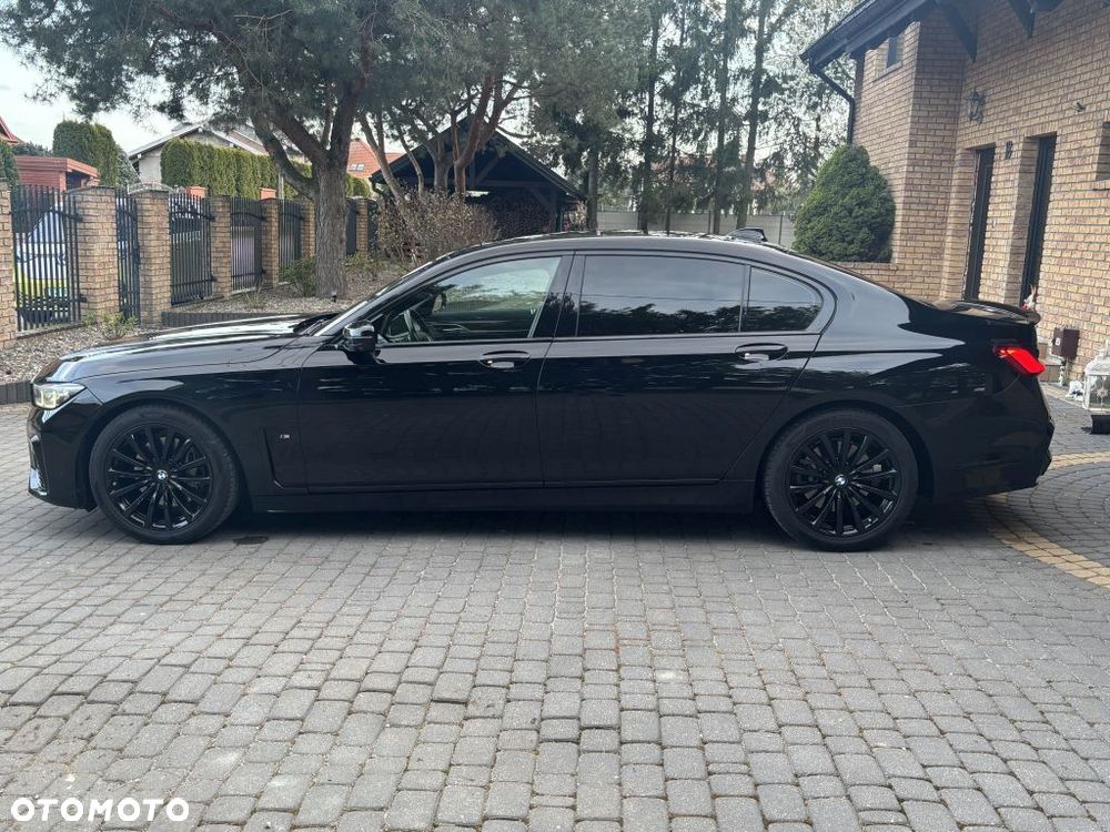 BMW Seria 7 740Li - 3