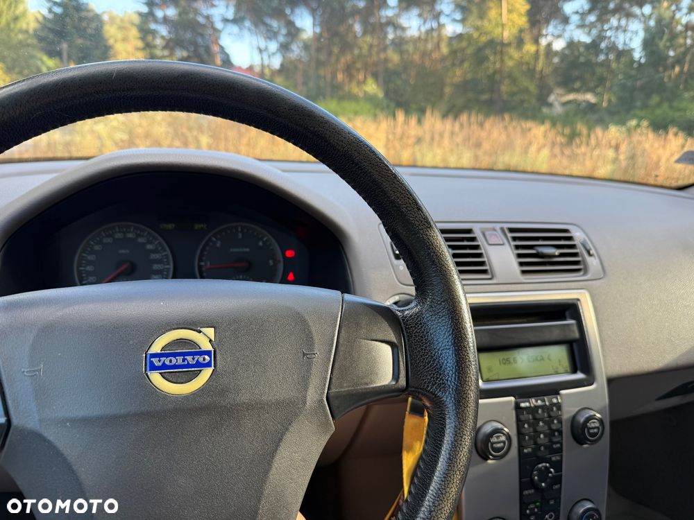 Volvo S40 2.0D Momentum - 4