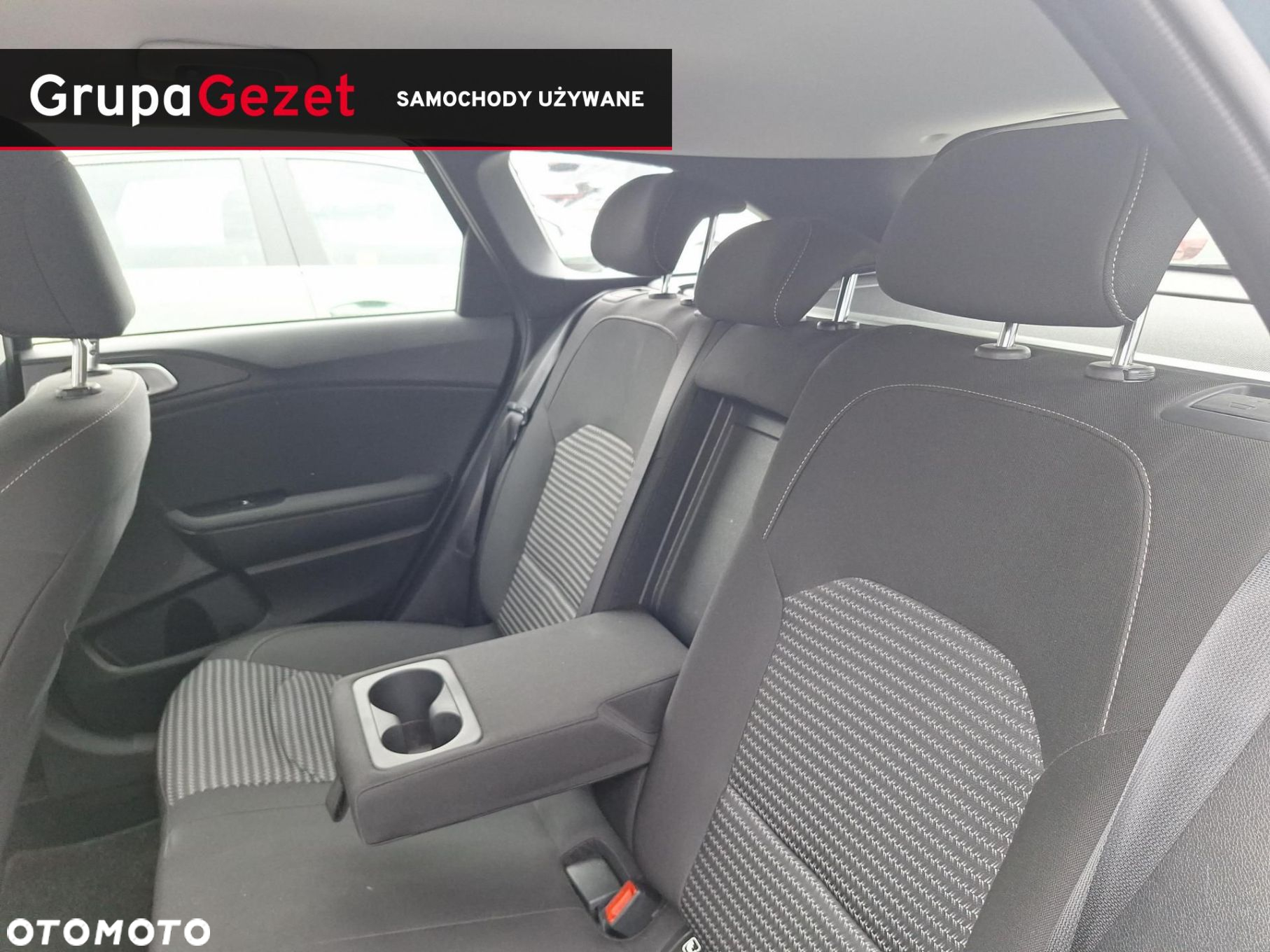 Kia Ceed - 16