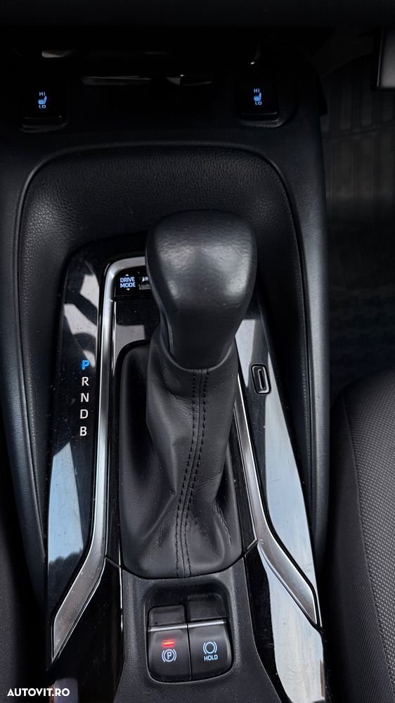 Toyota Corolla 1.8 HSD Dynamic - 7