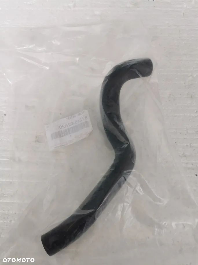 Toyota Auris  Verso Avensis przewód wąż  wody 87245-02A20 - 1