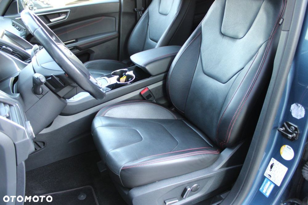 Ford S-Max - 16