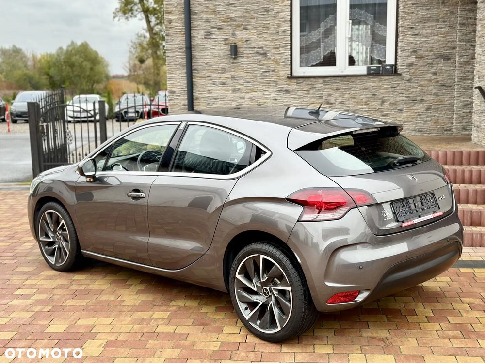 DS Automobiles DS 4 Crossback - 9