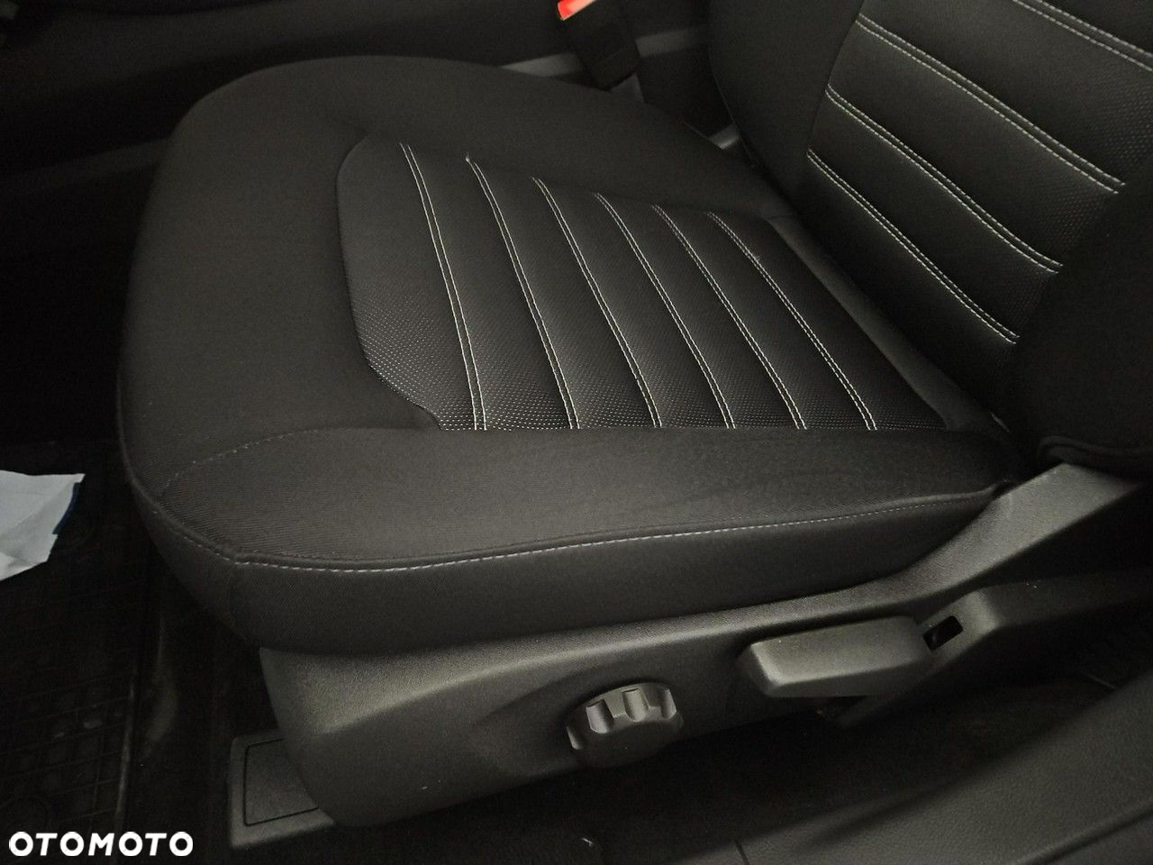 Ford Mondeo 2.0 EcoBlue Trend - 12