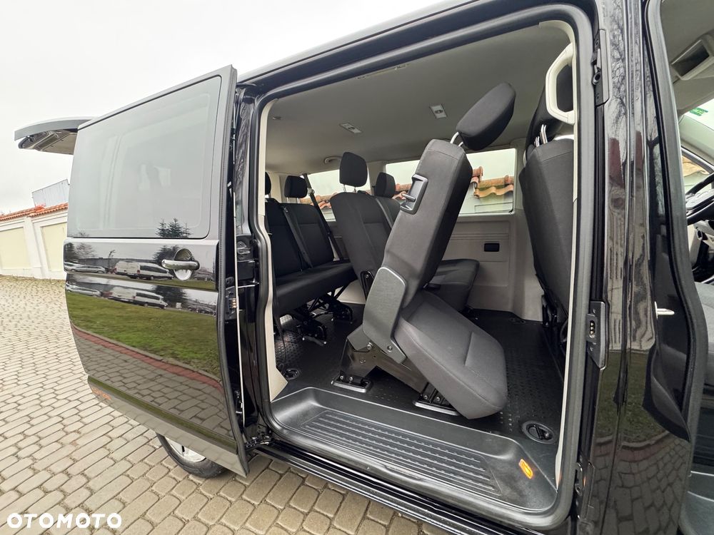Volkswagen Multivan - 20