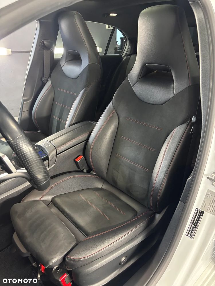 Mercedes-Benz Klasa A 250 AMG Line 7G-DCT - 11