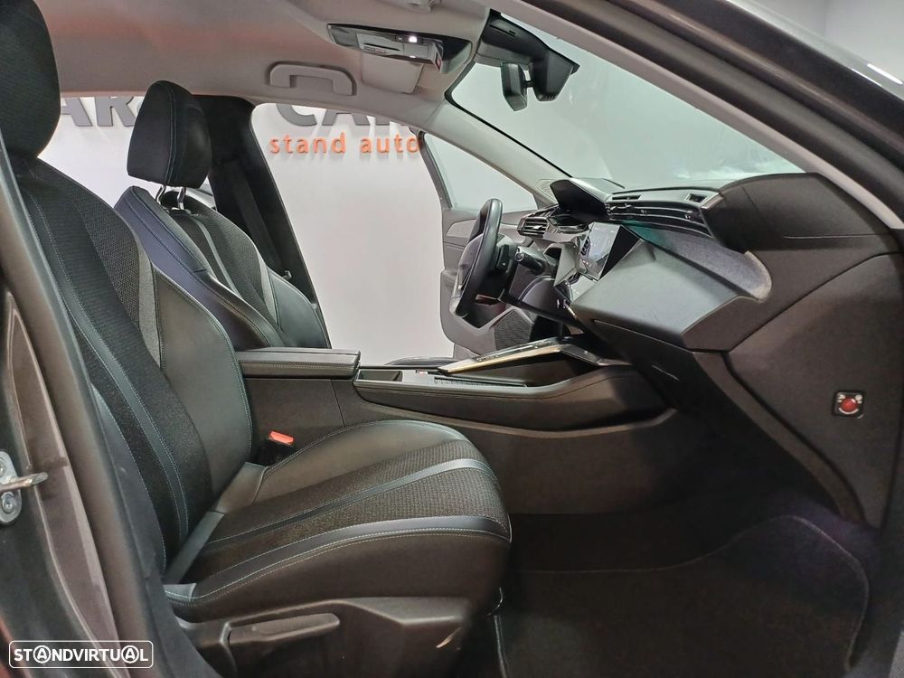 Peugeot 308 SW 1.2 PureTech Allure EAT8 - 11