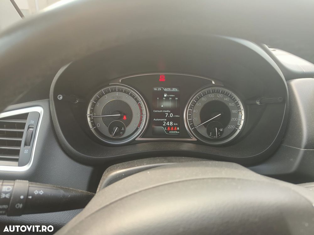 Suzuki S-Cross 1.4 Boosterjet MHEV Passion - 19
