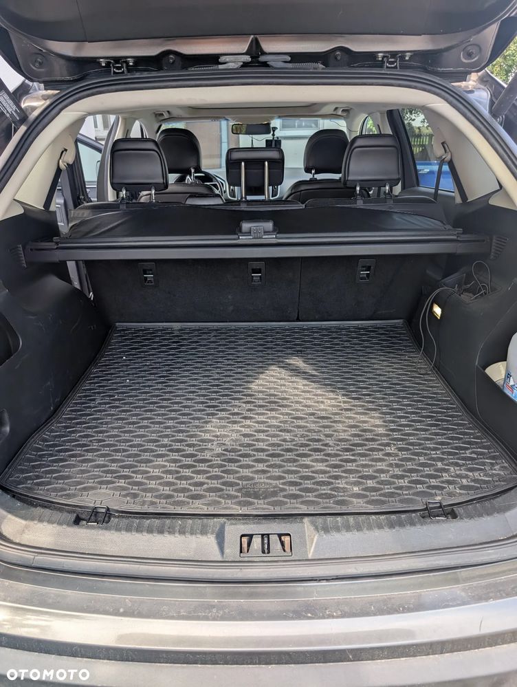 Ford Edge - 9