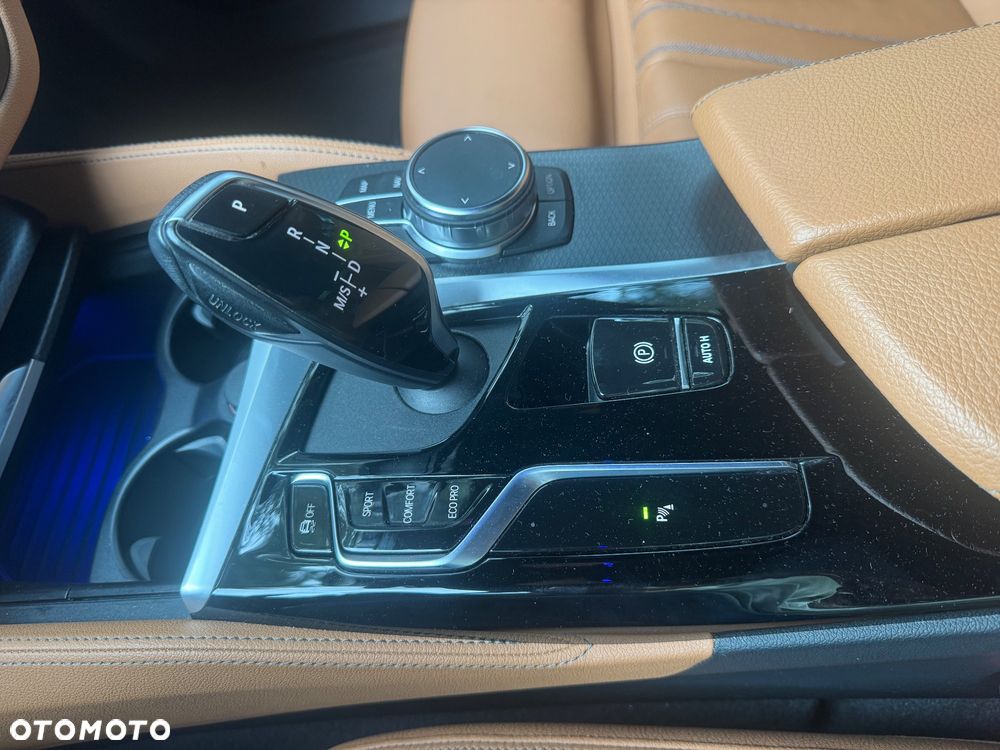 BMW Seria 5 540i xDrive mHEV M Sport sport - 21