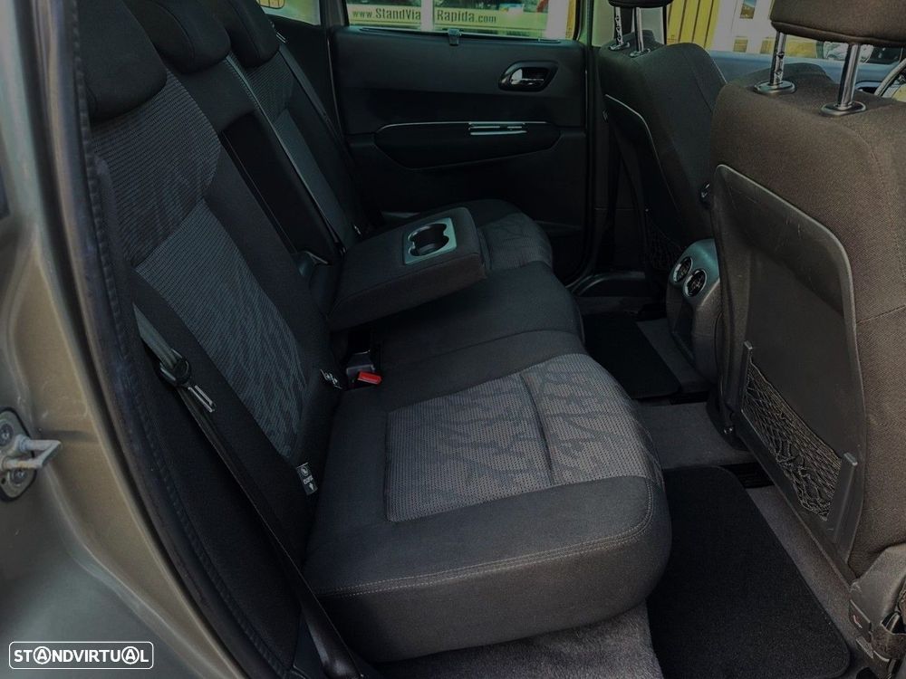 Peugeot 3008 1.6 HDi Sport JLL18 - 11