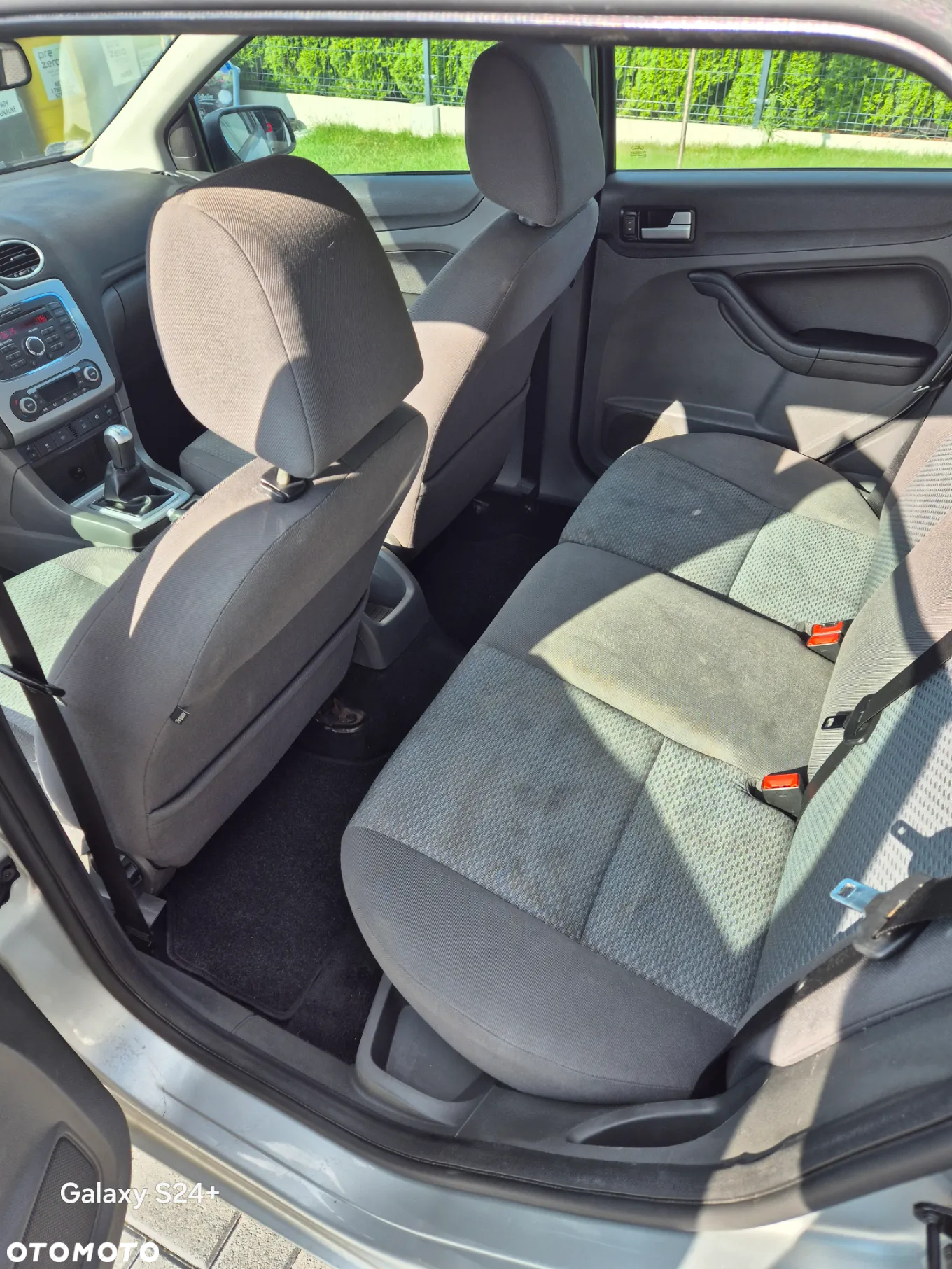 Ford Focus 1.6 16V Trend - 13