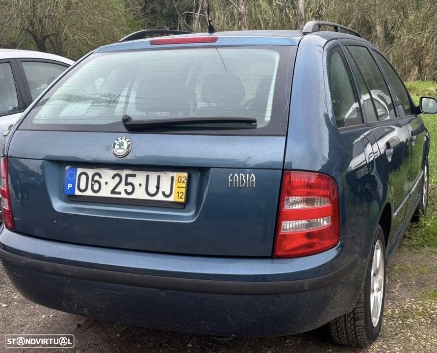 Skoda Fabia Break 1.4 Elegance AR4 - 2