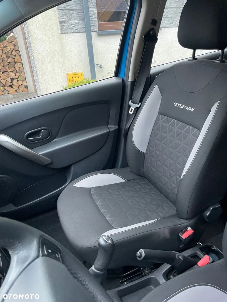 Dacia Sandero 0.9 TCe Laureate - 9