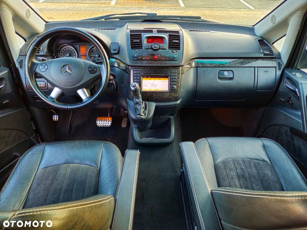 Mercedes-Benz Viano - 15