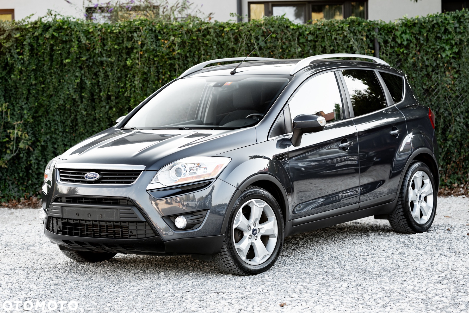 Ford Kuga 2.5 Titanium - 2
