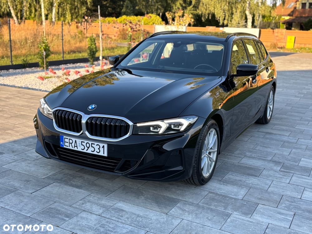 BMW Seria 3 318d Touring - 3