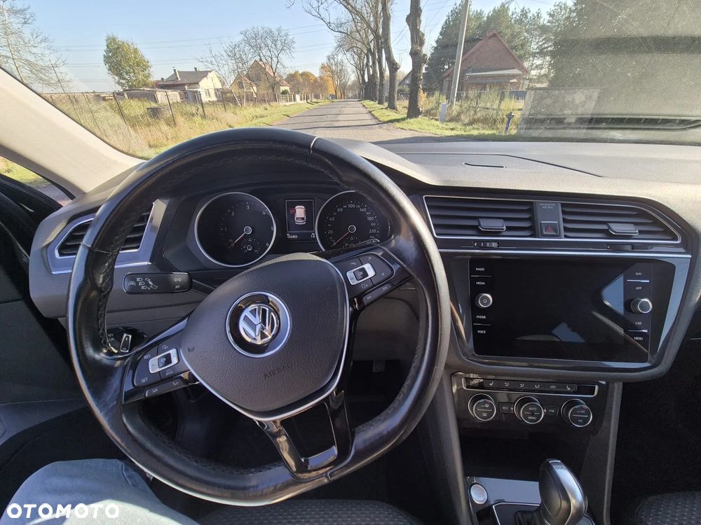 Volkswagen Tiguan 2.0 TDI BMT SCR 4Mot Comfortline DSG - 11
