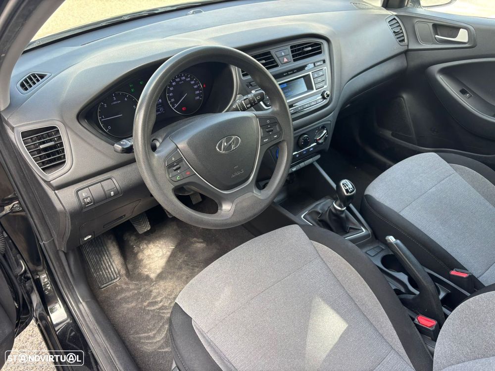 Hyundai i20 1.1 CRDi Access+Bluetooth+Comandos no Volante - 18