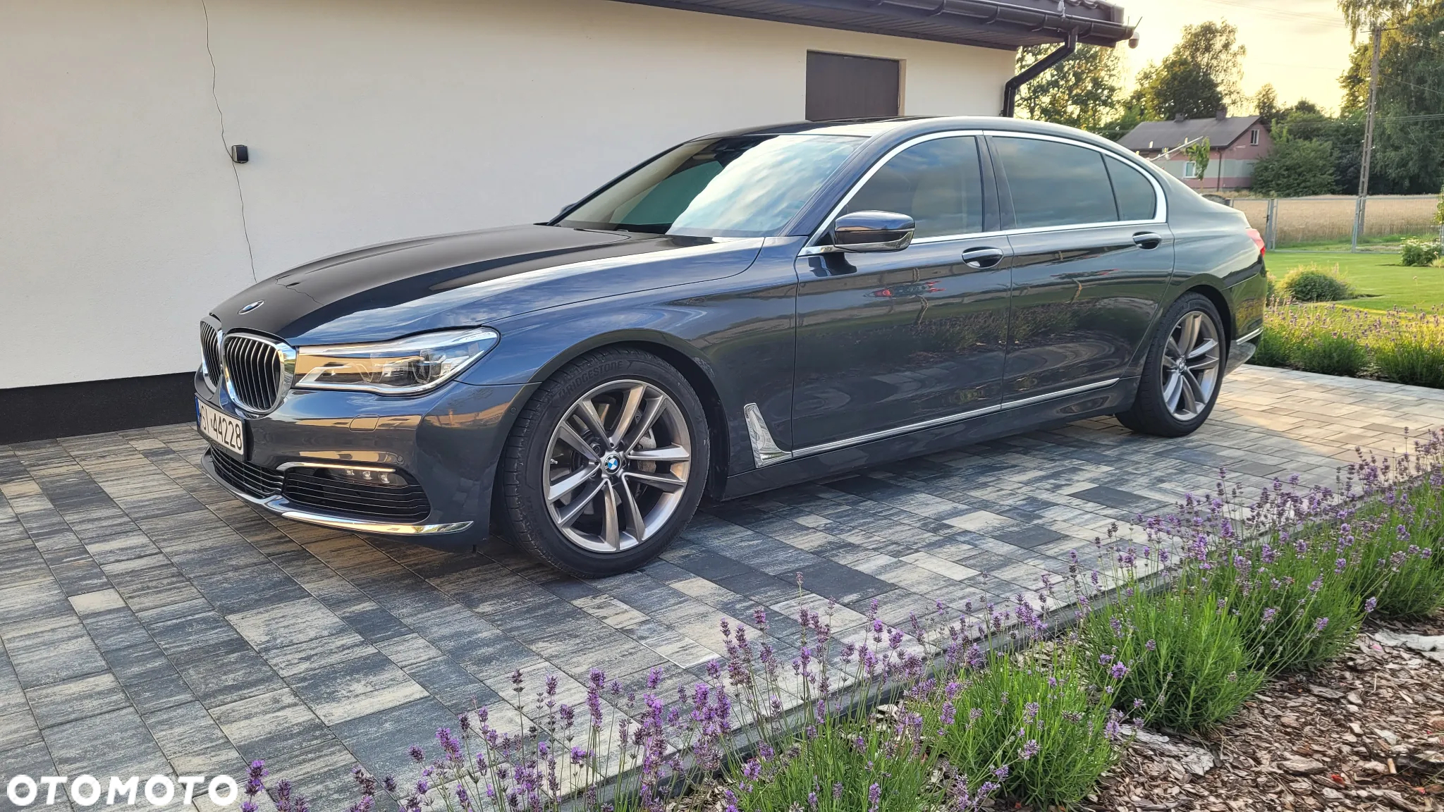 BMW Seria 7 740Li - 6