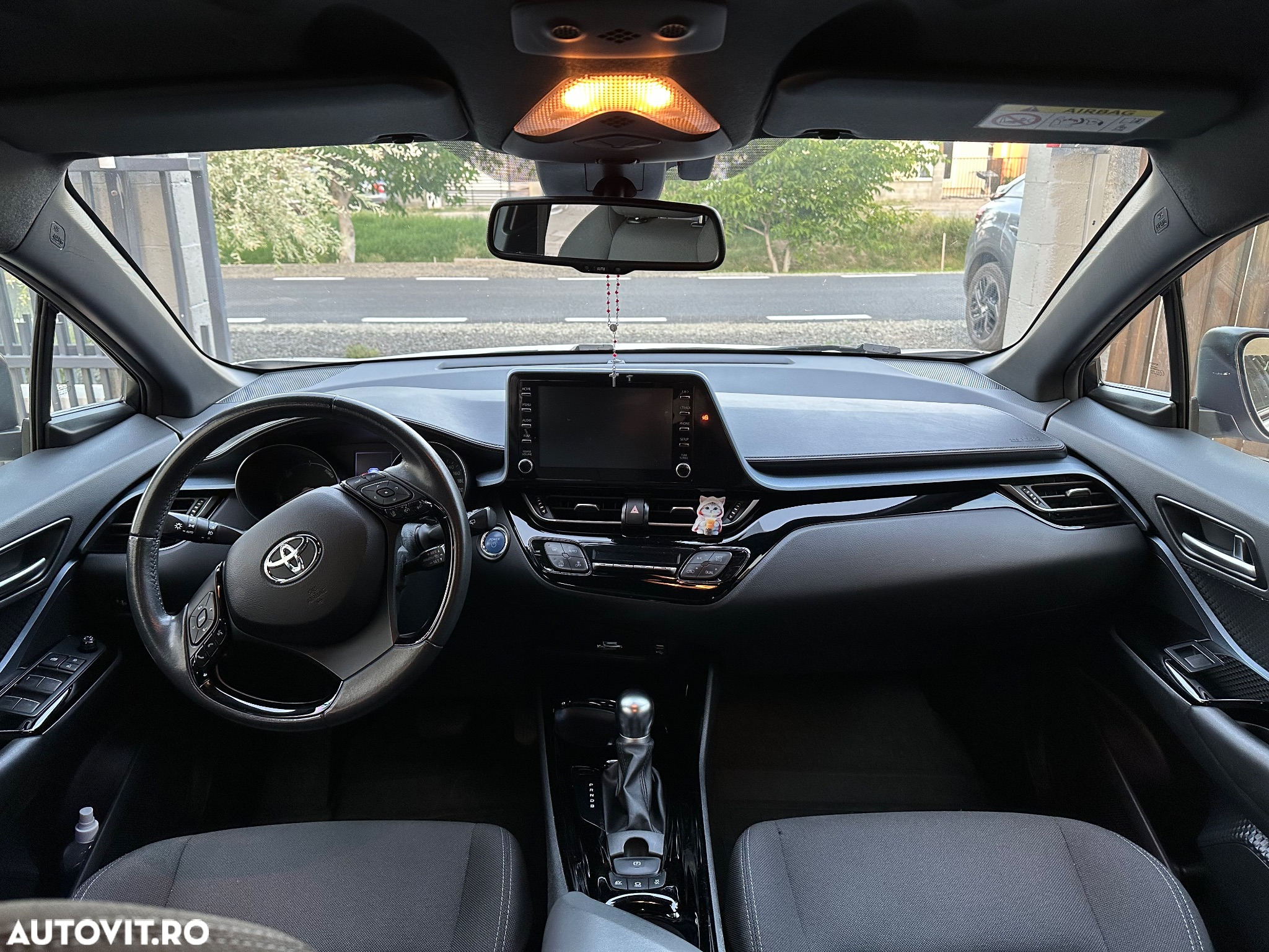 Toyota C-HR 1.8 Hybrid Business Edition - 9