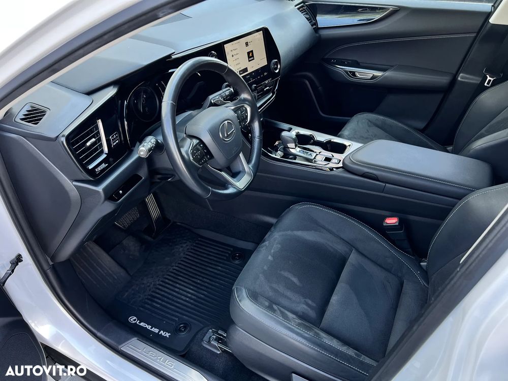 Lexus Seria NX - 9