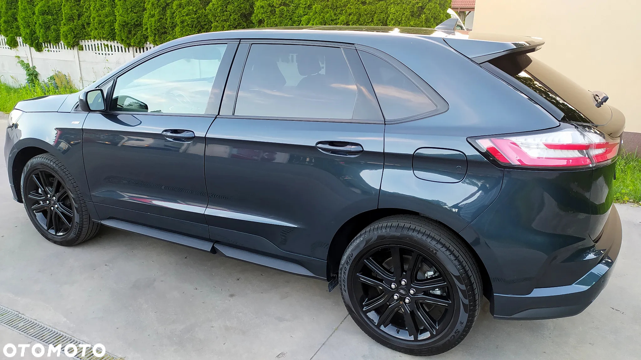 Ford Edge - 8