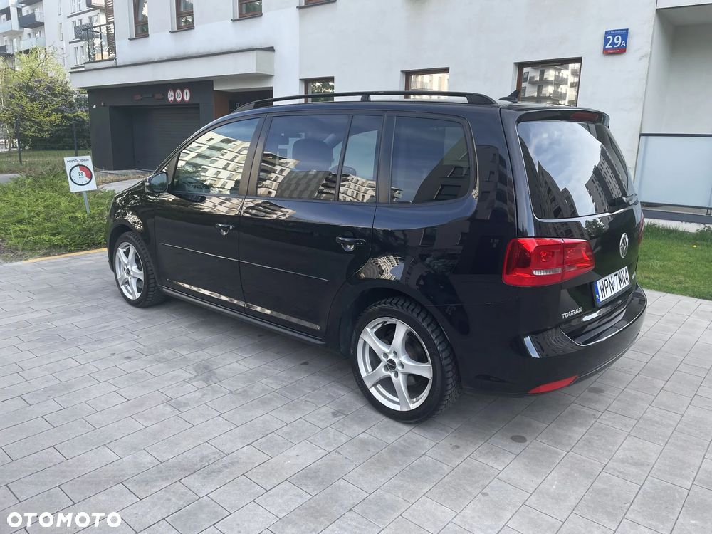 Volkswagen Touran 2.0 TDI DSG Highline - 7