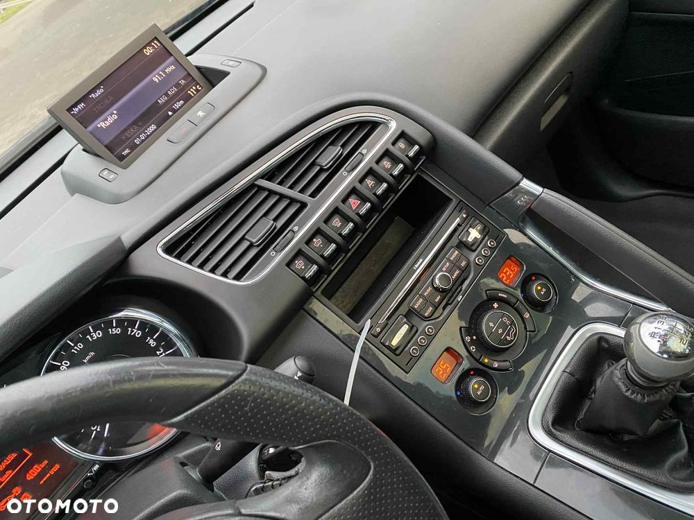 Peugeot 3008 HDi 150 Allure - 17