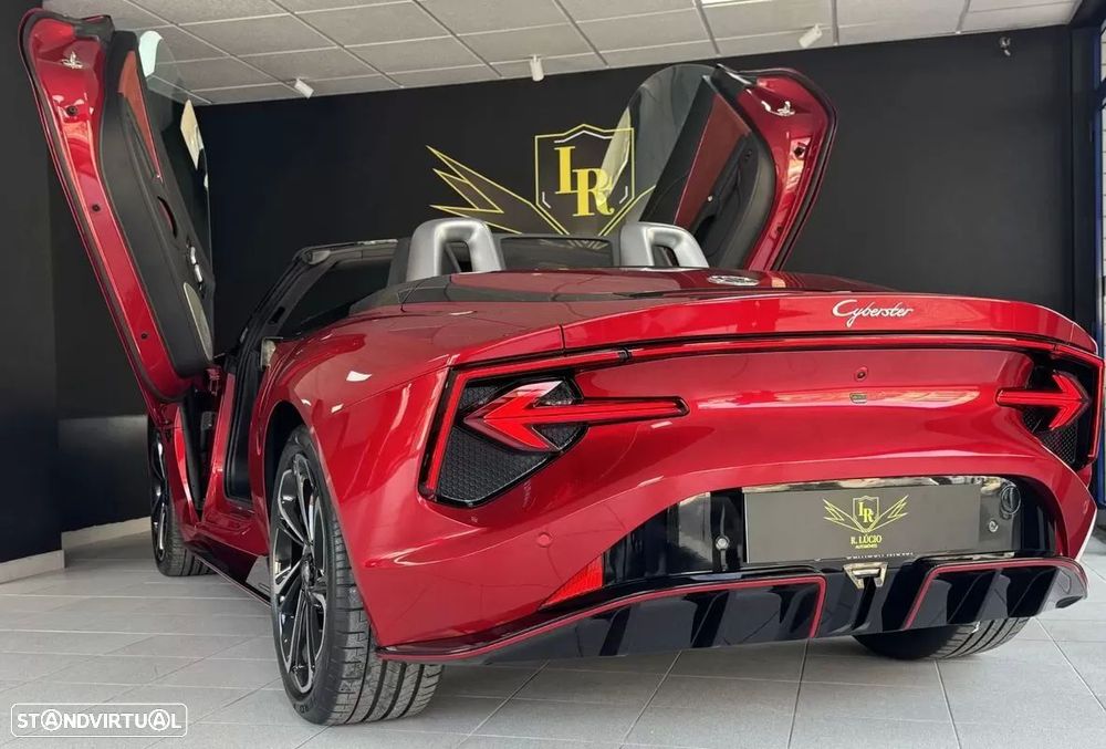 MG Cyberster 77 kWh GT - 47