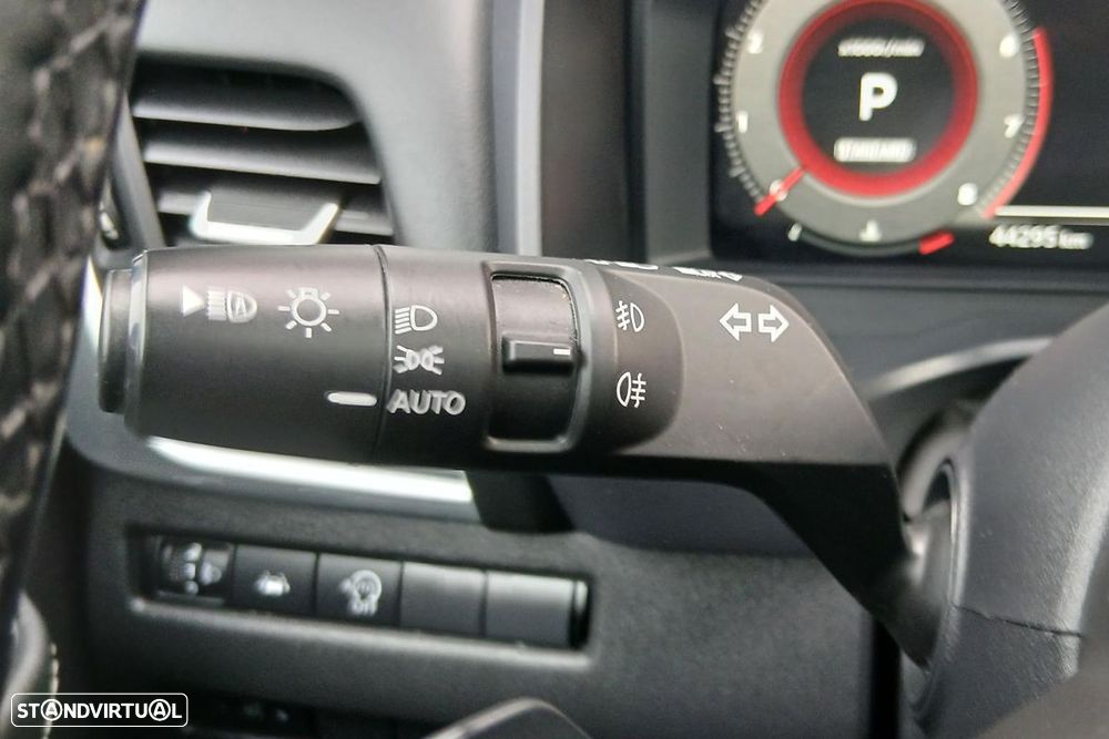 Nissan Qashqai 1.3 DIG-T N-Connecta LED Xtronic - 11