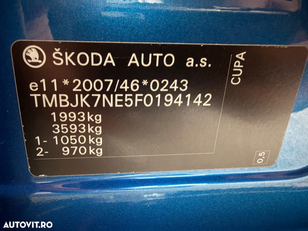 Skoda Octavia 2.0 TDI DSG RS - 21