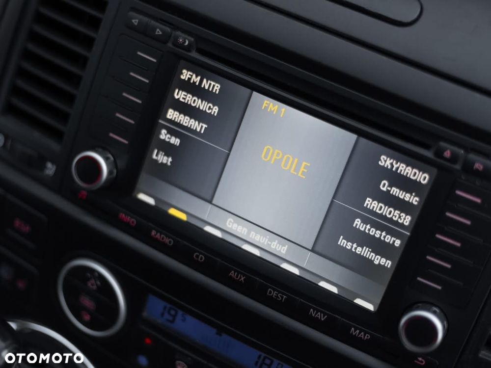 Volkswagen California - 34