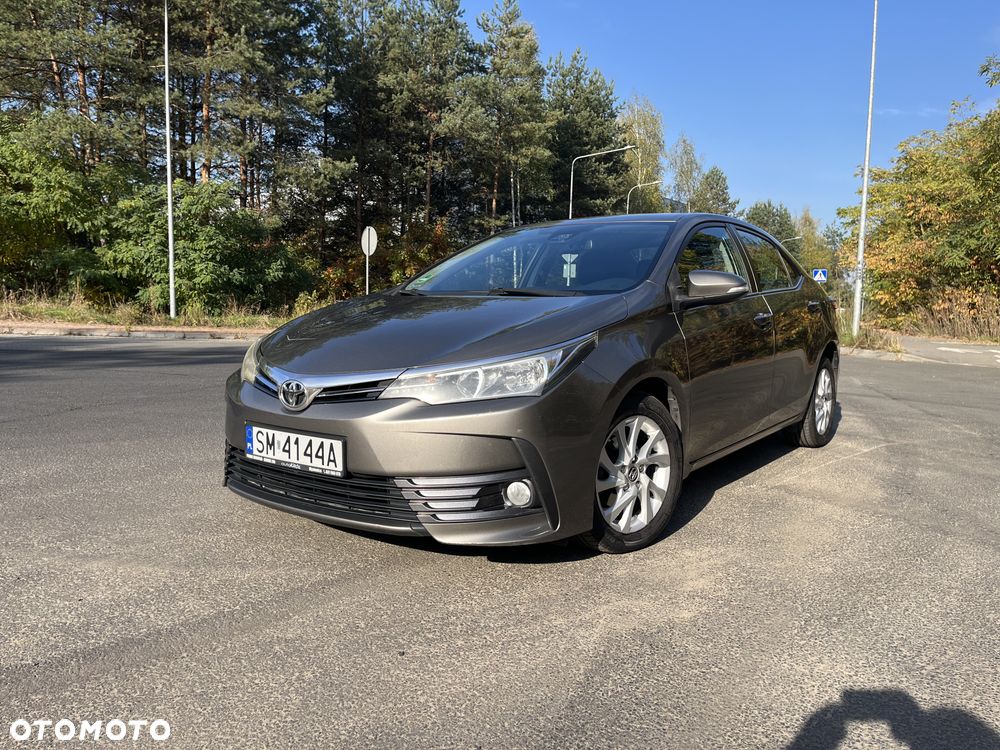 Toyota Corolla - 10