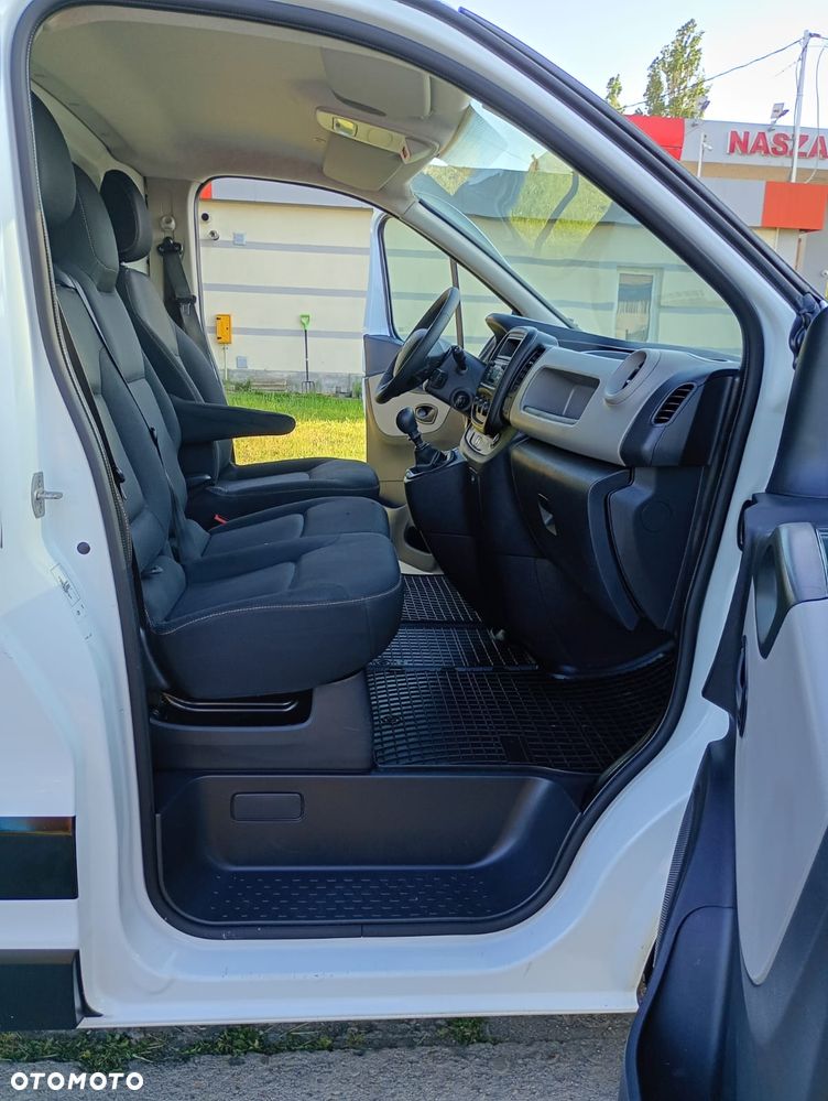 Renault Trafic - 11