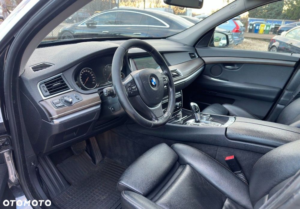 BMW 5GT - 8