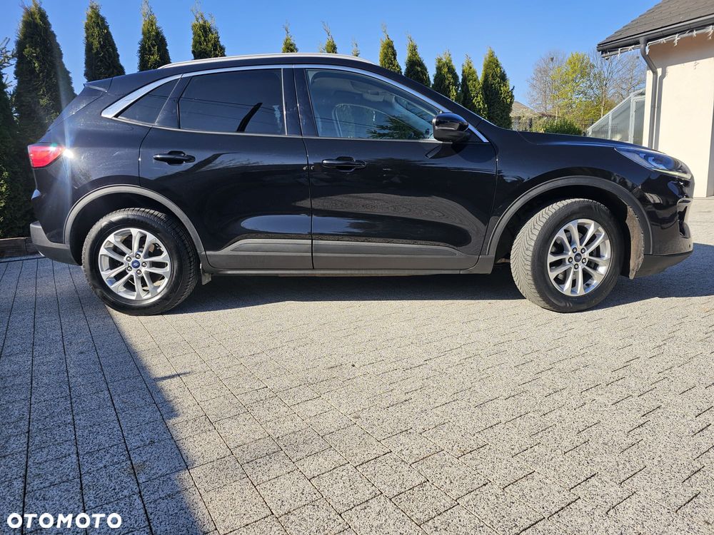 Ford Kuga 2.5 FHEV FWD Titanium X - 4