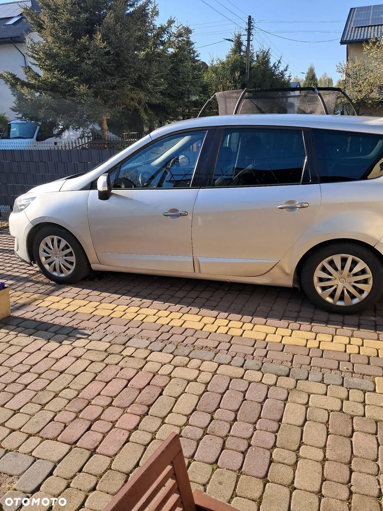 Renault Grand Scenic Gr 1.9 dCi Expression - 4