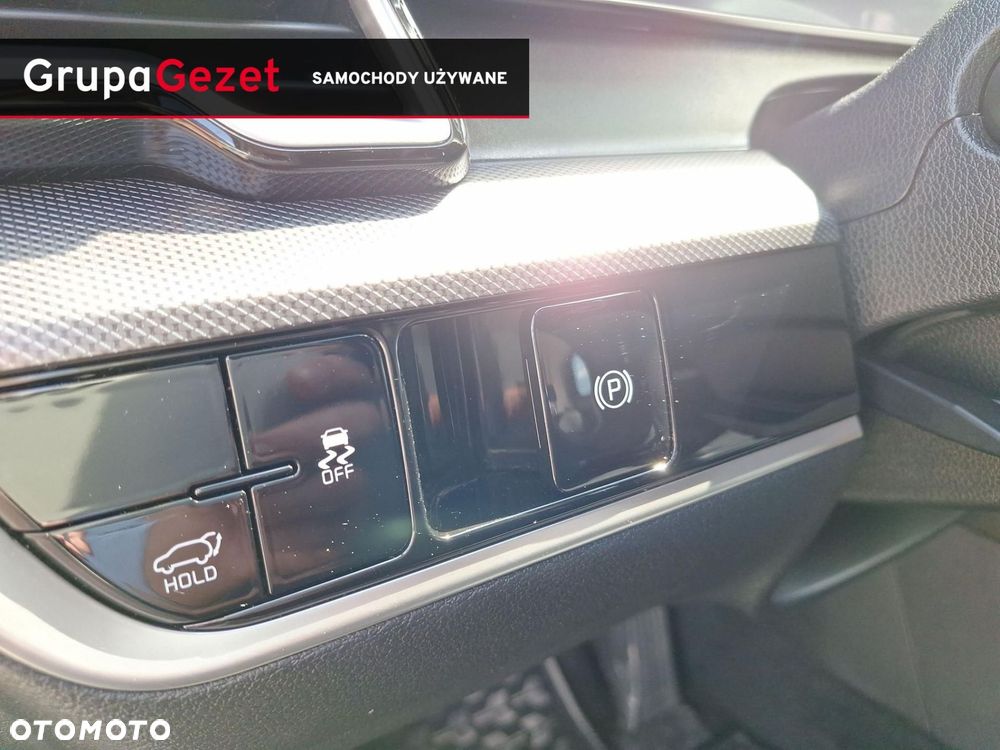Kia Sportage 1.6 T-GDI MHEV Business Line 2WD DCT - 21