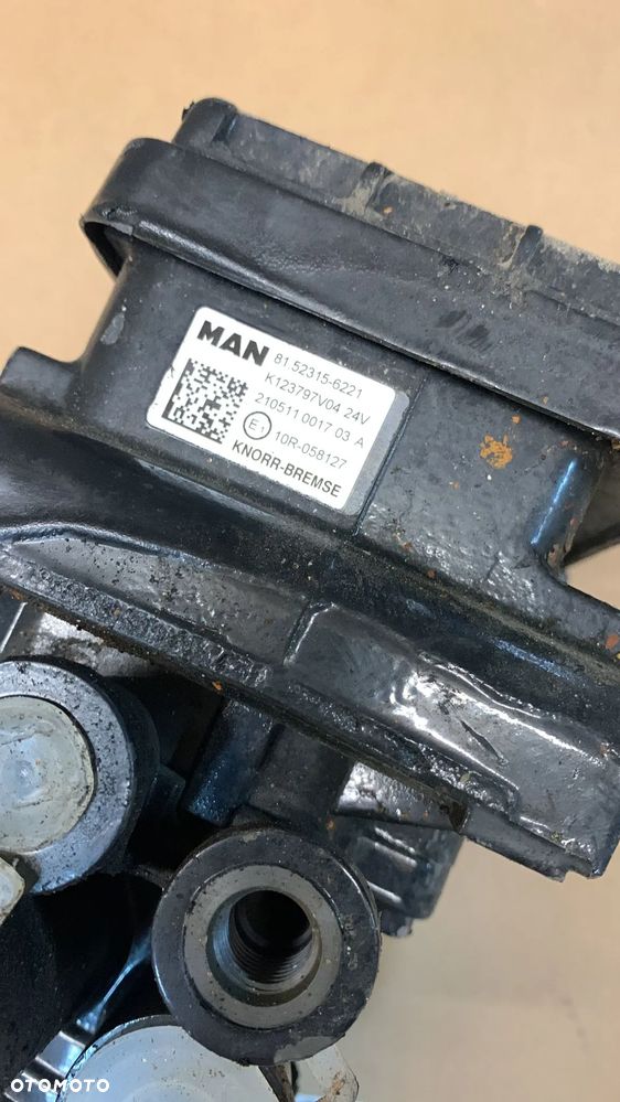 Modulator EBS KNORR-BREMSE MAN K123797V04 81523156221 EURO6 - 1