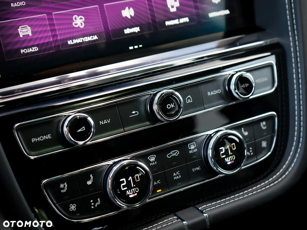 Bentley Bentayga V8 - 17
