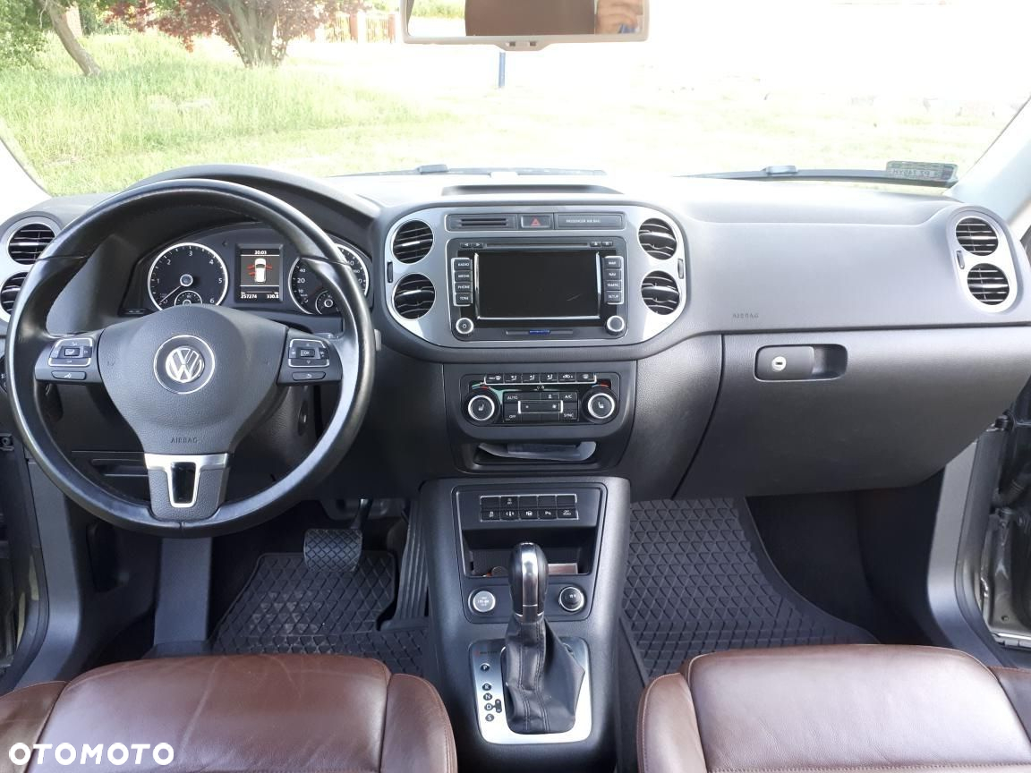 Volkswagen Tiguan 2.0 TDI DPF 4Motion BlueMotion Technology DSG Track & Style - 24