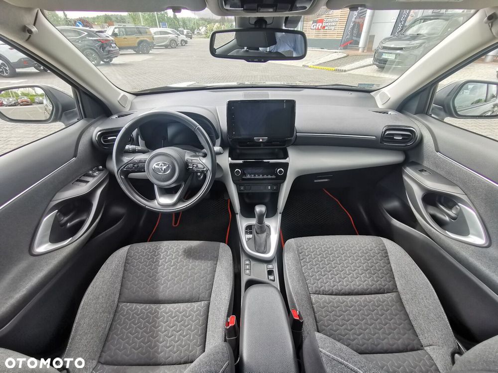 Toyota Yaris Cross Hybrid 1.5 Comfort - 12
