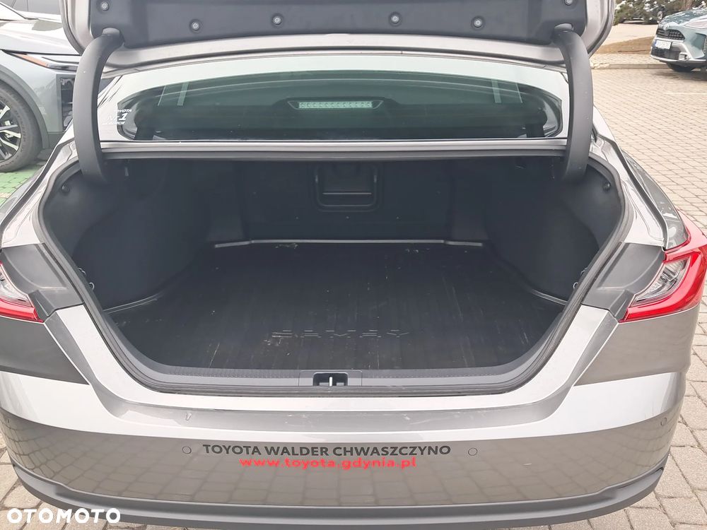 Toyota Camry 2.5 Hybrid Executive CVT - 10