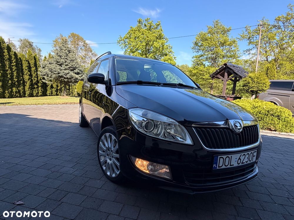 Skoda Roomster 1.2 TSI Ambition PLUS EDITION - 2