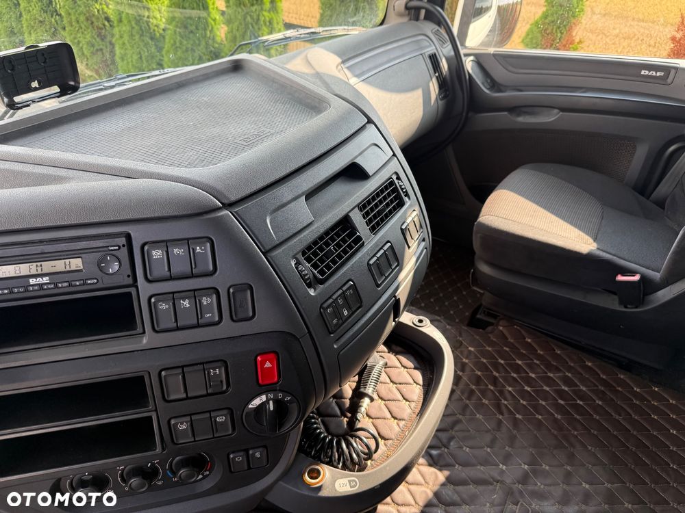 DAF 460 - 28