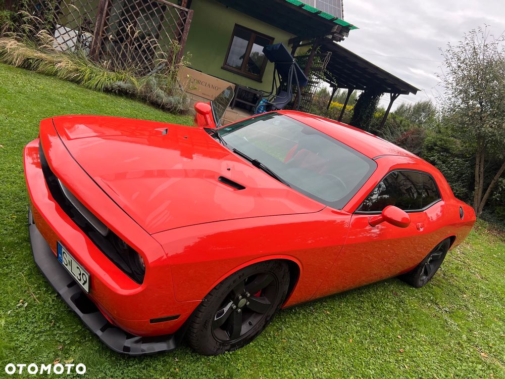 Dodge Challenger - 18