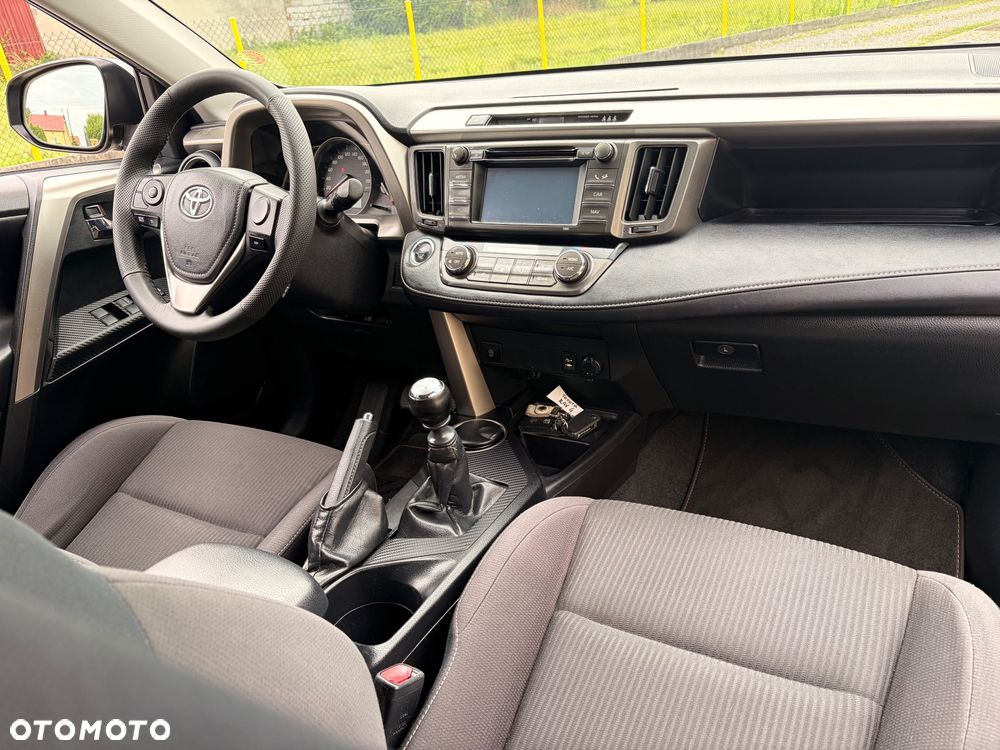 Toyota RAV4 - 15