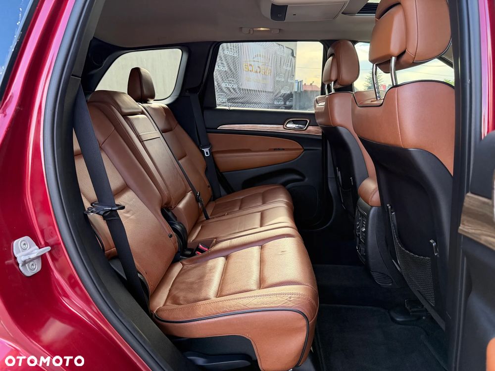 Jeep Grand Cherokee - 14