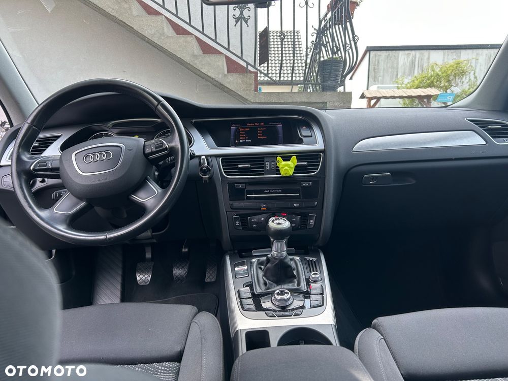 Audi A4 Avant 2.0 TDI - 7